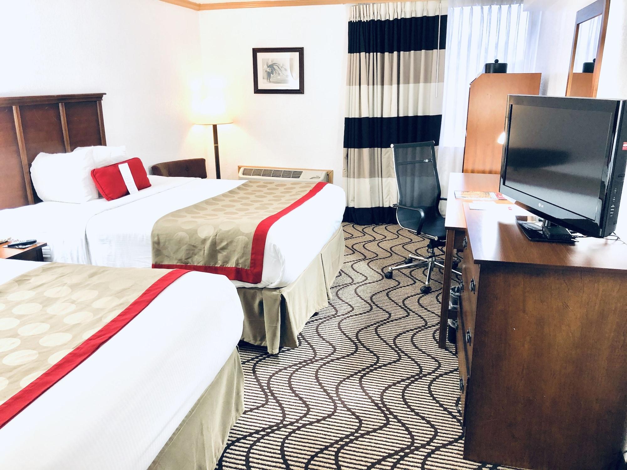 Ramada By Wyndham Birmingham Airport Hotel Exterior foto