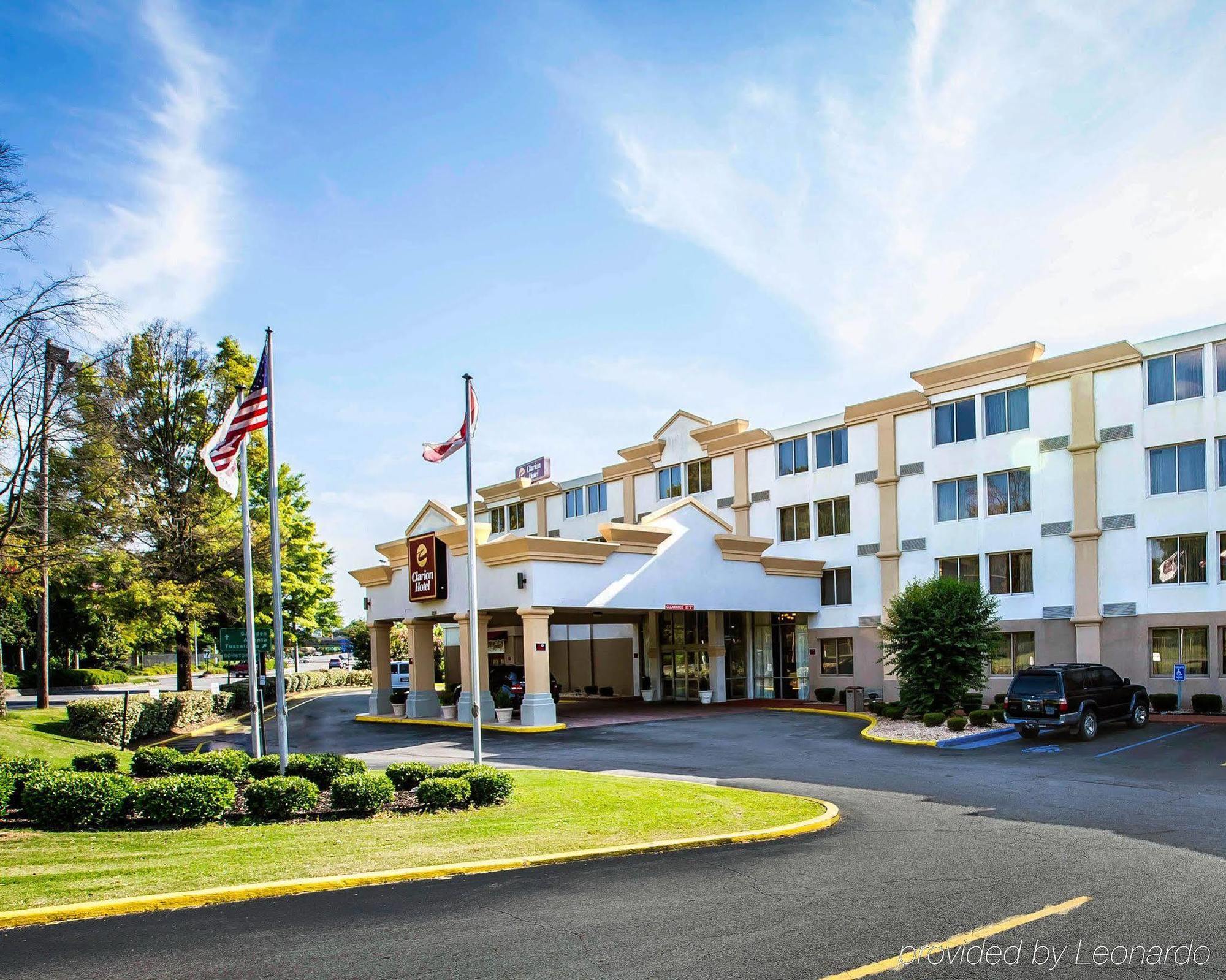 Ramada By Wyndham Birmingham Airport Hotel Exterior foto